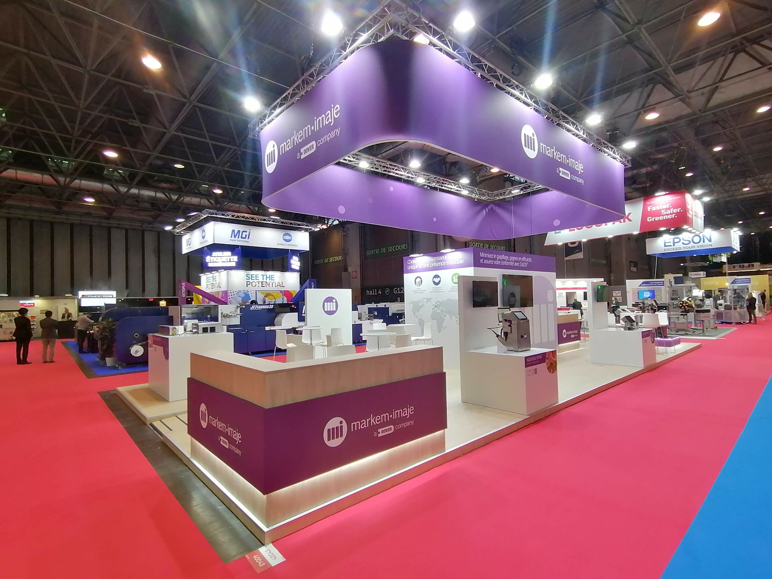 montaje de stands para markem imaje en all4pack 2022 paris