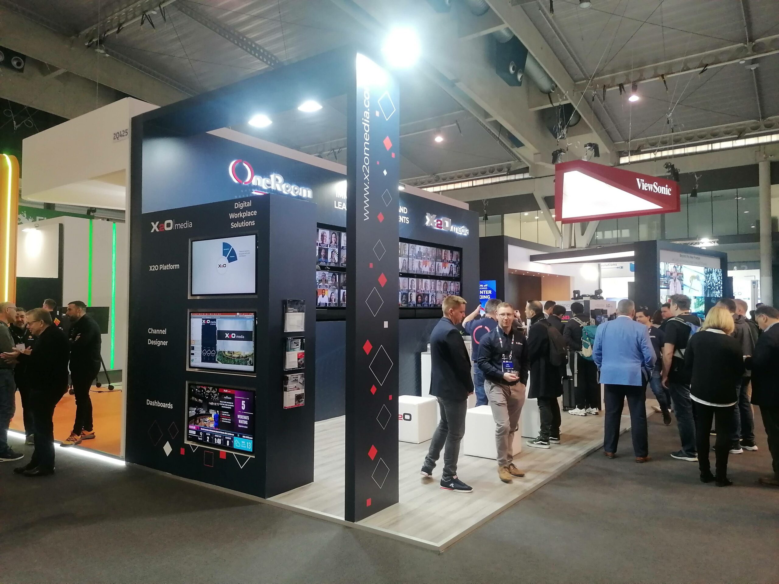 ferias stands X20 MEDIA @ISE 22 FIRA BARCELONA